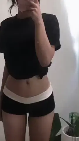 #ฟีดดดシ #fyp #tiktokshop #tiktok #แต่งตัว #แต่งตัวผู้หญิง #เสื้อผ้าแฟชั่น #กางเกงขาสั้น #กางเกงเอวต่ํา 