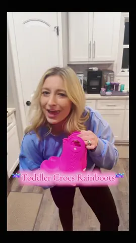 The cutest rainboots for this rainy season for our littles ☔️☔️🌧️🌧️💧#momlife#toddlersoftiktok#rain#TikTokShop#crocs#fyp#foryoupage#rainboots