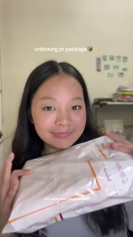 unboxing pr package📦✨ #unboxing #makeup #beauty #BeautyTok #dyanella #pr #prpackages #haul 