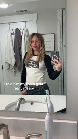 someone help me clean it 🙏