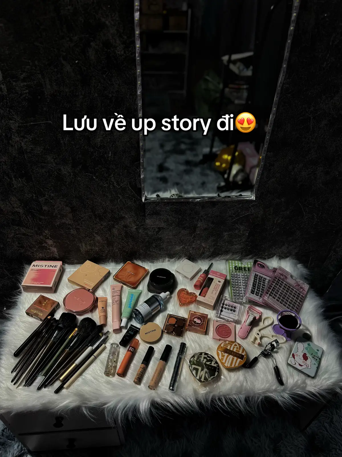 Lưu về up story nha đaq cố gắng thời gian rảnh chụp cho mấy bà up nè 😍😍 hay ai muốn chụp ntn thì ib nhé mik tận tình chup hết lun #decorphongngu #decor #gactro #hoahong #thichdecor #nuuxinggne 