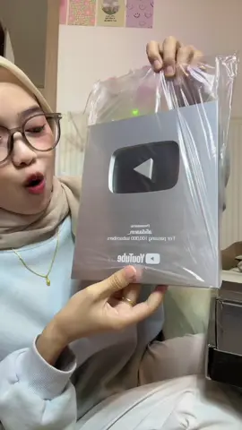 masyaallah dapet silver playbutton sangattt senang sekali🥺 #dailyvlog #afidaarum 