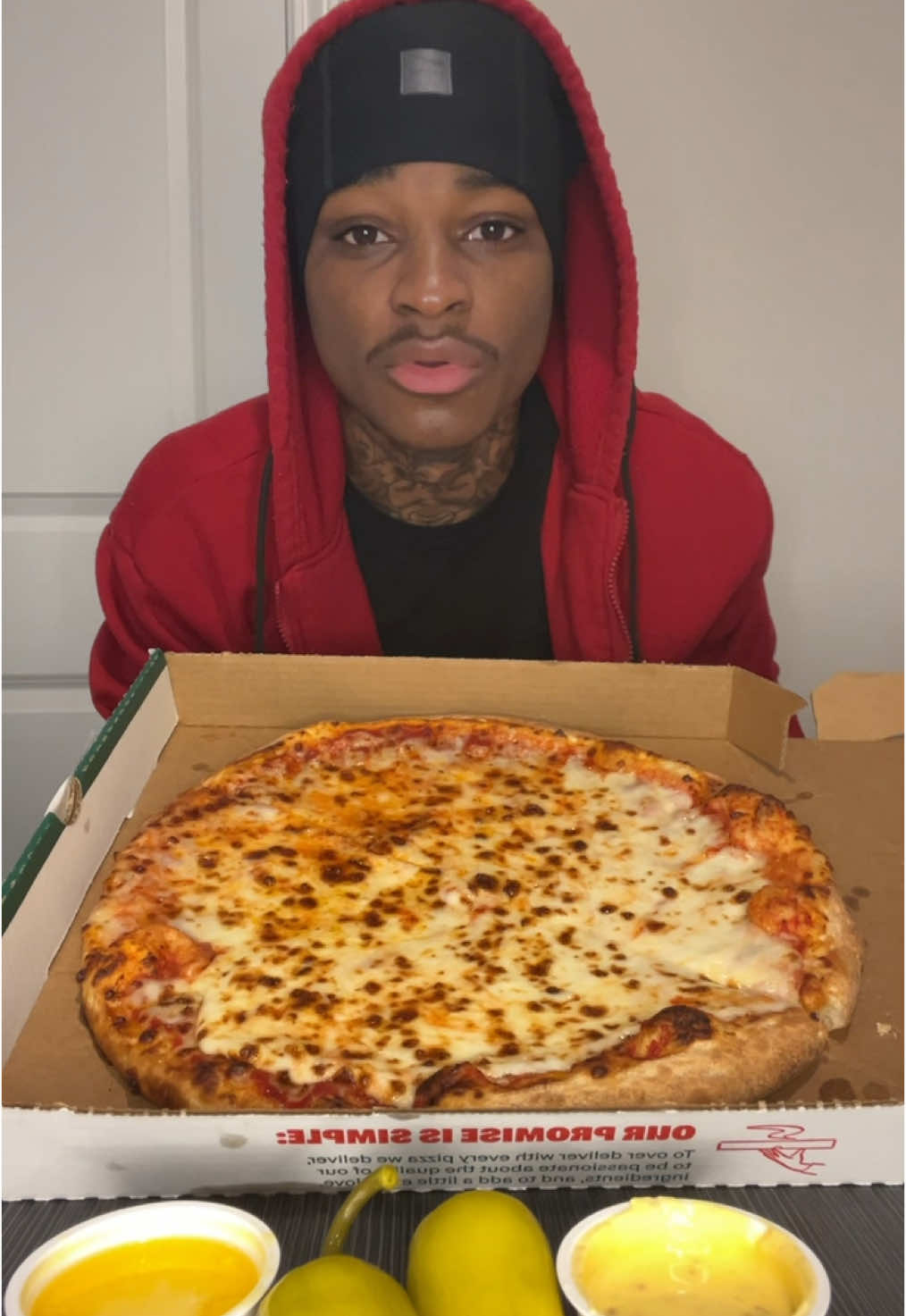 Who got the best pizza ? @papajhonspizzaa  #papajohns #pizza #fyp #mukbang 