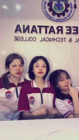 #မင်မင်ကအလုပ်တစ်ဖက်နဲ့မို့စာပြန်ကြာရင်စိတ်မဆိုးကြပါနဲ့နော်😭🧡@May Myat Noe🌷🌺 @NZL🌷 