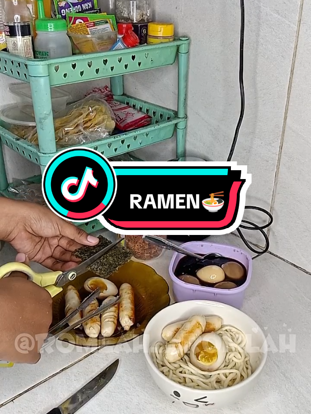 absen dulu kanak📢 #romlah_romlah #romlah #ramen #kontenmasak #resepsimple #reseptiktok #resepmasakan #madura #bangkalanmadura #minivlog #dayinmylifevlog #fyp #fypシ゚ 