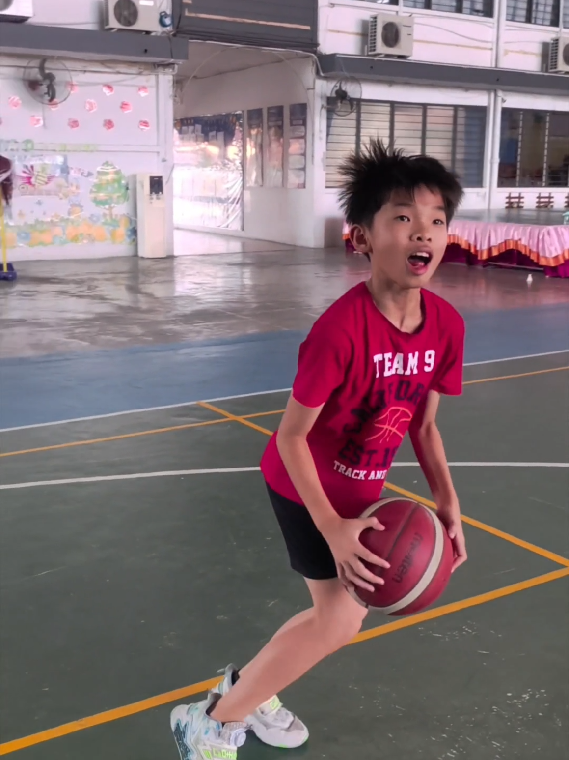 阿库的篮球🏀#阿库的阿库里的库 #篮球男孩 #努力发光 #上热门 @阿库😎 @* BR @… #阿库的故事 