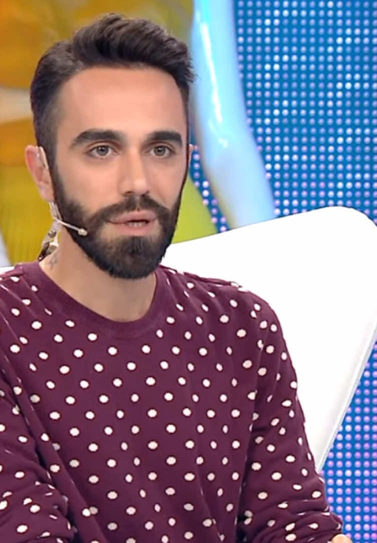 sodyolojik olarak incelenmesi gereken bir değişim  #özlemözden #kemaldoğulu #kemaldogulu #butarzbenim #btb #iştebenimstilim #istebenimstilim #nuryerlitaş #öyküserter