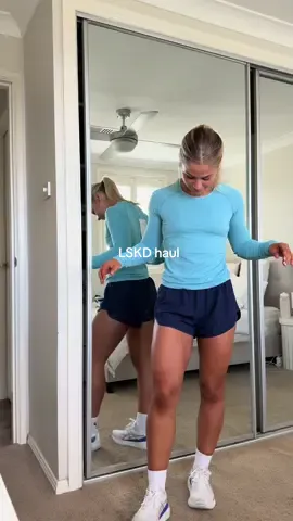 Because the outfit matters just as much as the run. Wearing @LSKD 🏃🏼‍♀️  #lskd #gymhaul #gym #clothinghaul #foryou #fyp 