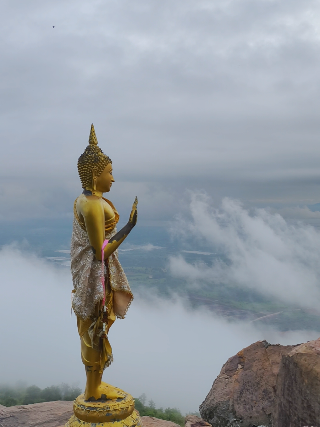 ยังมีแต้มบุญอยู่นิดหน่อย 🙏🍃🌦️#เขาพญาเดินธง #จุดชมวิวเขาพญาเดินธง #ลพบุรี #เขื่อนป่าสักชลสิทธิ์ #เทรนด์วันนี้ #ล่าสุดวันนี้ 