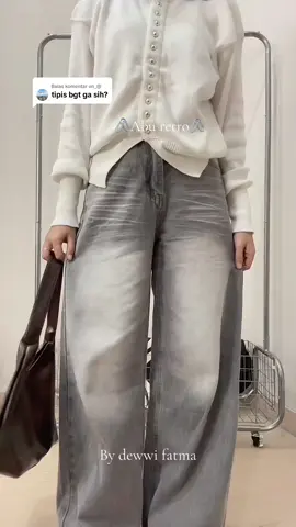 Membalas @un_@ Enggak donggg😍😍😍#fyp #fyppppppppppppppppppppppp #fypage #fypシ゚ #baggyjeans #jeanshighwaist #skenaoutfit #jeansoutfit #fypシ 