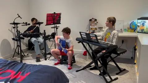 When the lads meet Up for a jamming session! #bestbandintheworld #jammingsession #keyboardkid #fyp #music #kidsband #rockstars 