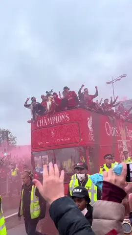 so proud 😭❤️ #Ifc #fyp #2025 #fyp≥ #liverpool #p/2025 #PremierLeague #pl #liverpoolfc #parade #liverpoolparade