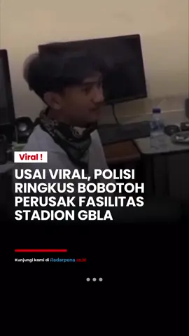 Polrestabes Bandung bergerak cepat menangkap seorang oknum suporter Persib Bandung usai videonya merusak fasilitas Stadion Gelora Bandung Lautan Api (GBLA) viral di media sosial.  Dalam video yang beredar Minggu (25/5/2025), oknum tersebut terlihat mencabuti rumput dan merusak jaring gawang saat perayaan kemenangan Persib di Liga 1. Pihak kepolisian menyatakan masih memburu pelaku lainnya yang terlibat dalam perusakan tersebut. --- #Radarpena #Radarpenanews #Persib #GBLA #Bobotoh #PerusakanStadion #Liga1Indonesia #PolrestabesBandung #SepakbolaIndonesia #Viral #StadionGBLA #HukumdanKriminal 