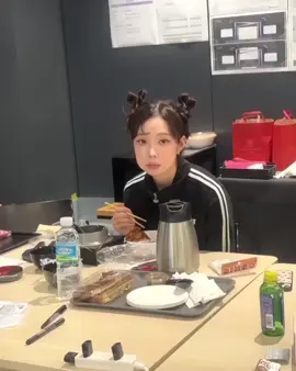 tr oi eat thôi mà cung dangiu  #winter#aespa#minjeong #kimminjeong#🐶#xh#rival