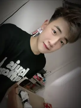 em muốn khoảng cách…!!! #xuhuongtiktok#xh#flypシ#boipho✈️#cute#nhacquaytiktok#viraltiktok 