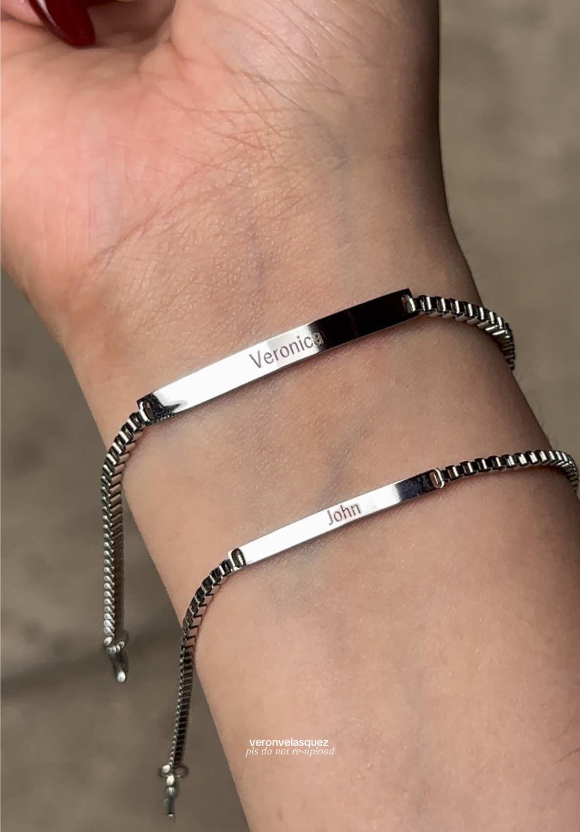 lowkey couple bracelet ⋆˙⟡♡ #couplegiftideas #lowkeycouple #braceletforcouples #engraving #personalizedgifts #personalizedbracelet #customizedbracelet #braceletformen #braceletforwomen #couplegoals #fyp #verofinds #verocoloves #bracelet #foryou #forher #forhim #nameengraved 