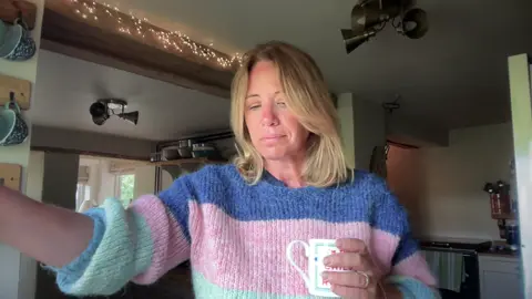 Land Rover Let My Family Down—But One Stranger’s Kindness Changed Everything  18 months. That’s how long Land Rover has had my car. In that time, it’s been damaged while in their care, they’ve denied responsibility, and they’ve left my family to pick up the pieces. I’ve asked for nothing more than to be returned to the position I was in when I bought the car. But instead of accountability, all we’ve faced is hardship. This case is now with the Financial Ombudsman’s adjudicator. The emotional and financial toll on my family has been devastating. When I shared my story publicly, I was met with a wave of support—and one incredible act of kindness. Tim from South Wales, a complete stranger, offered me the use of his own car to help us through. That small gesture meant the world. In this video, I reflect on the pain Land Rover caused and the unexpected kindness that reminded me that good people still exist. 🙏 Thank you, Tim. 🤯 Land Rover: this is your legacy. #LandRoverFail #ConsumerRights #Ombudsman #FamilyStruggles #KindnessMatters #landrover #topgear #customerserviceproblems