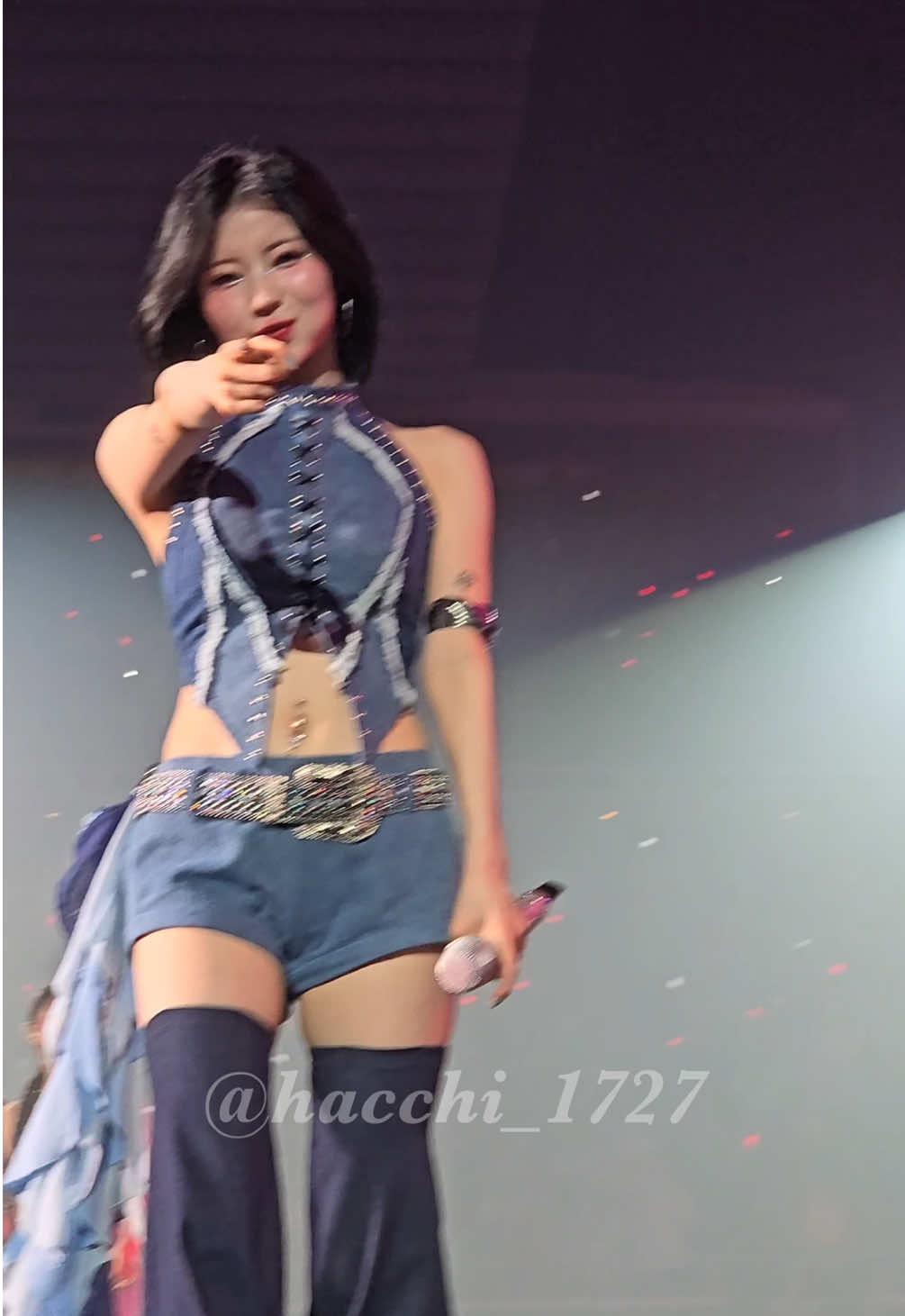HELLO MONSTERS in Singapore Love In My Heart ASA  Fancam #HELLOMONSTERS #BABYMONSTER #ENAMIASA #榎並杏紗 #ASA #아사 #LoveInMyHeart