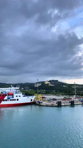 Rindu :( #lampung #pelabuhanbakauheni #bakauheni_merak #bakauhenilampung #pelabuhanmerakbakauheni #lampungtiktok #lampungpride #lampunggeh #lampungviral #lampungpride🔥 #fyp #fypage #foryou #foryoupage #fyppppppppppppppppppppppp 