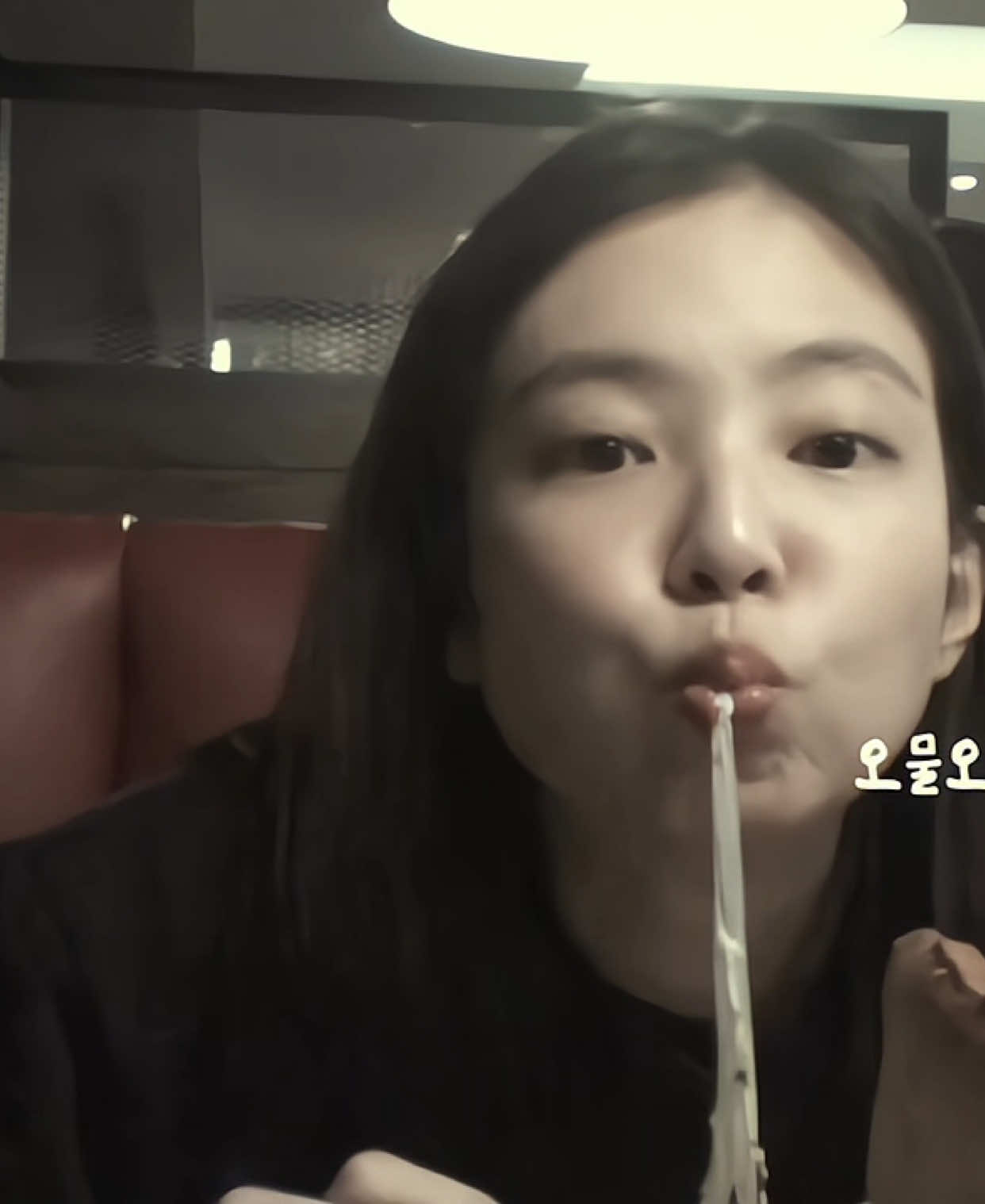 With Jennie #jennie #jennieblackpink #jenniekim #blackpink #foryou #Vlog #kpop #xuhuong #edit #ฟีด @JENNIE 