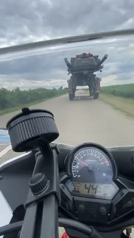 E simulator nu e real…#fakevideo#AI#donotattempt #simulatorgame #motogpgameplay 