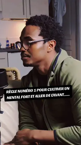 On se lamente sur ce qui ne va pas, sur les difficultés, sur les obstacles... Mais avez-vous déjà remarqué que plus on se plaint, moins on agit ? C'est parce que la plainte envoie un message clair à notre esprit : 