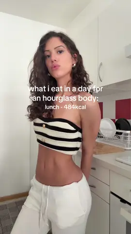 what i ate for lunch to maintain my current body 🤭🤍  @Calite Don’t let the title fool you, eheh! This was just my lunch—not a shortcut to an hourglass shape. Genetics, workouts, and real life do most of the work! 