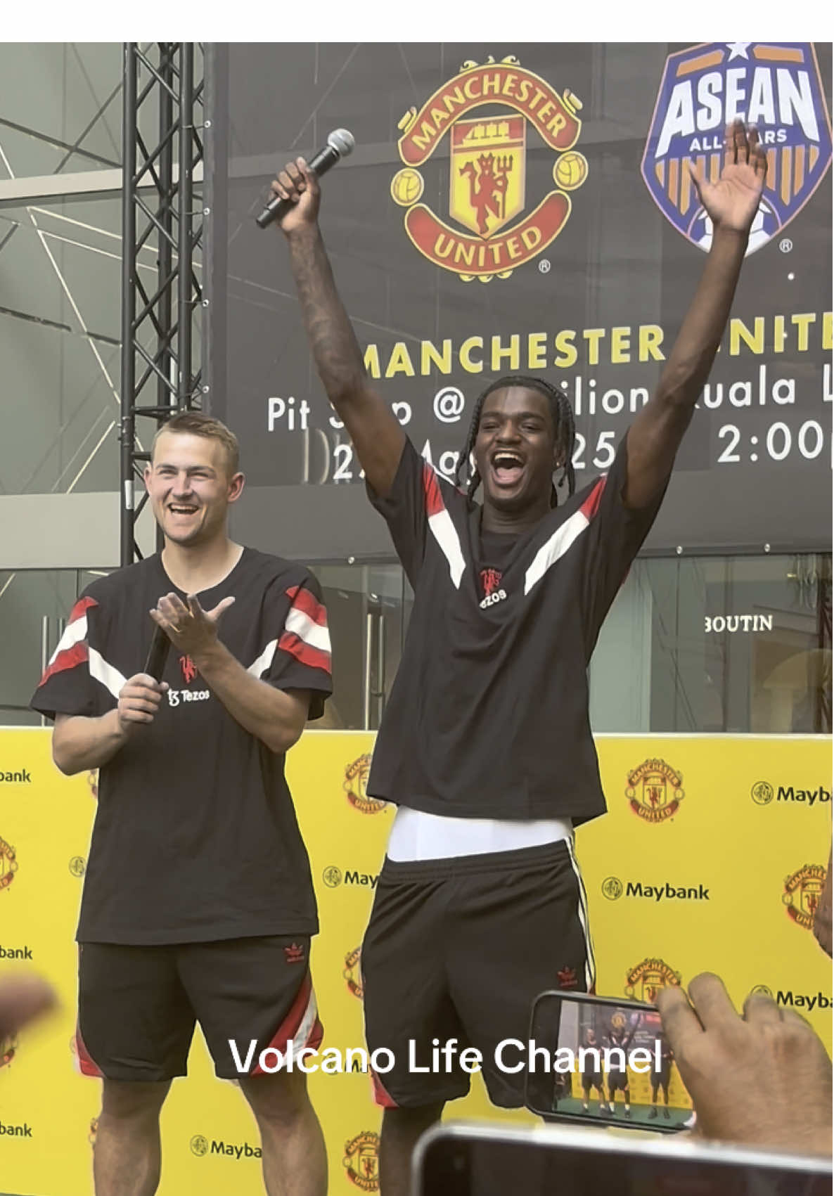 Mantap！Manchester United in Malaysia #manchesterunited #manunited #gloryglorymanunited #viraltiktok #viralvideo 