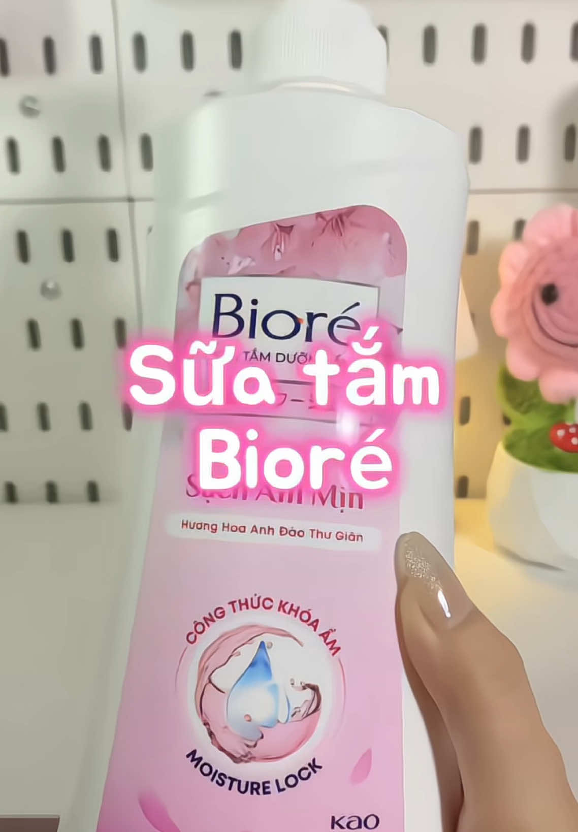 Em sữa tắm nì thơm dạ 🌷 #suatam #biore 