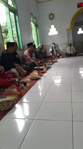 semoga menjadi berkah berkumpul sama orang orang soleh