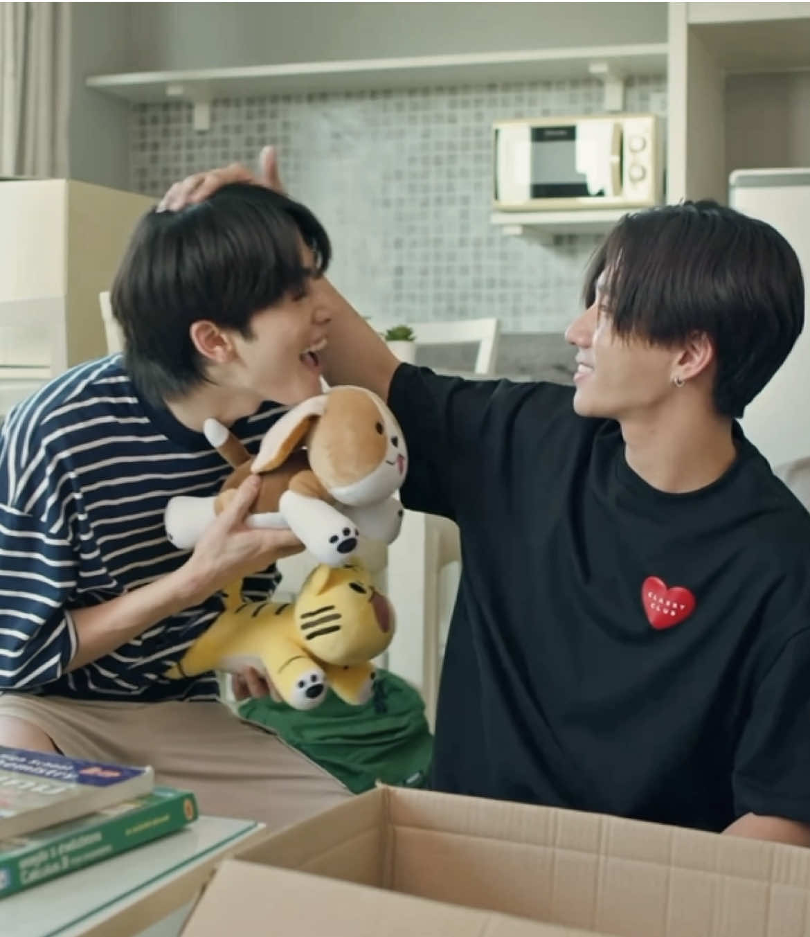 وحشوني حب حيياتي😕 #perfect10liners #yothagun #p10l #perthsanta #mlm #thaibl #fyp 