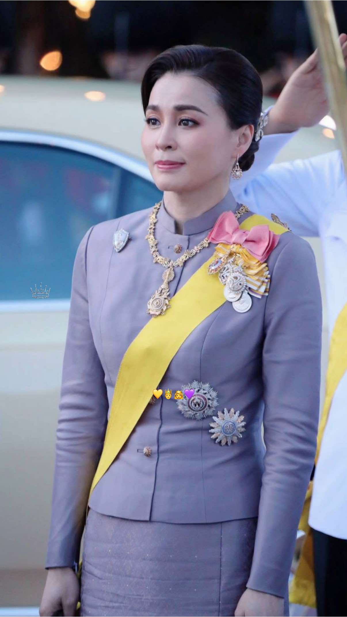 บรรยากาศยามค่ำคืน ที่สวยมาก #ในหลวงรัชกาลที่10 #พระราชินีสุทิดา #king #queen #904 #thailand #BD #ทรงพระเจริญ #queensuthida 