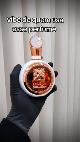 Fakhar Rose - O perfume da Sereia  perfume conhecido como 