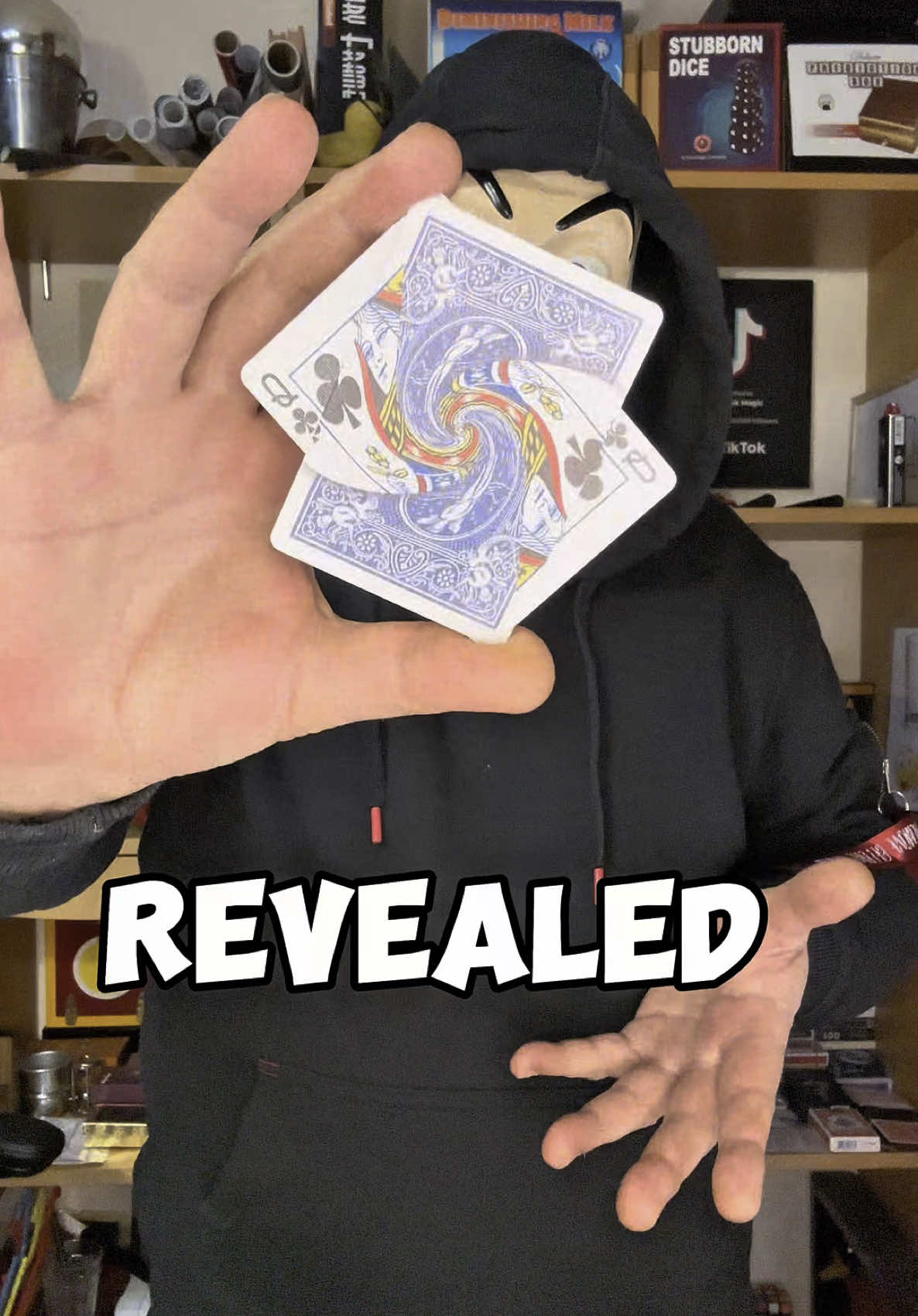 VORTEX CARD 🪄 TRICK REVEALED     #tricks #magic #funny #funnymagic #magician #neiperte #trend #illusione #trending #foryoupage #foryou #perte #viralvideo #tutorial #magie #magica #viral  