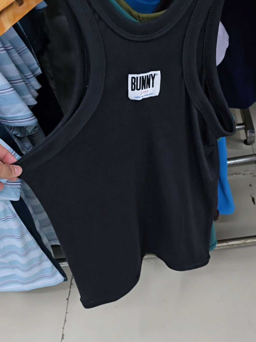 เสื้อกล้าม Bunny #sunnyboutique #OOTD #เสื้อกล้าม #เสื้อแขนกุด #เสื้อกล้ามผู้ชาย #เสื้อออกกําลังกาย #เสื้อกล้ามออกกําลังกาย #แต่งตัวผู้ชาย 