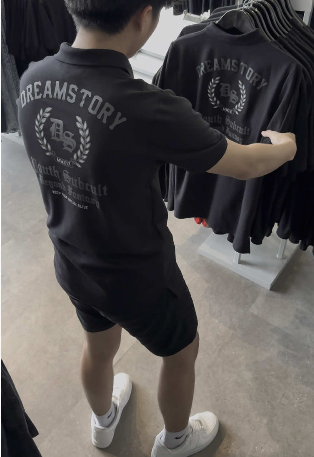 Rilis sekarang !! 🥵