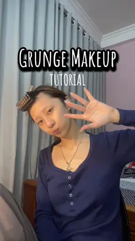 cho grunge trend đi nàooo:))) tui chỉ hướng dẫn phần mắt thui còn mấy cái kia thì các bác tự freestyle nhé (càng lì càng matte càng đẹp nhó kkk) #fyp #viral #xuhuong #grunge #grungemakeup #softgrunge #softgrungemakeup #makeup #tutorial #makeuptutorial #grungeaesthetic #grunge makeup tutorial asian 