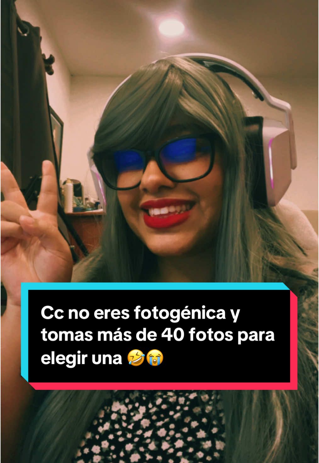 Como cuando no eres fotogénica y lo intentas una y otra vez #fyp #fypシ゚ #memes #funny #foryou #tiktokviral #viralvideos #girlmoment #girls #girlythings #girly #foto 