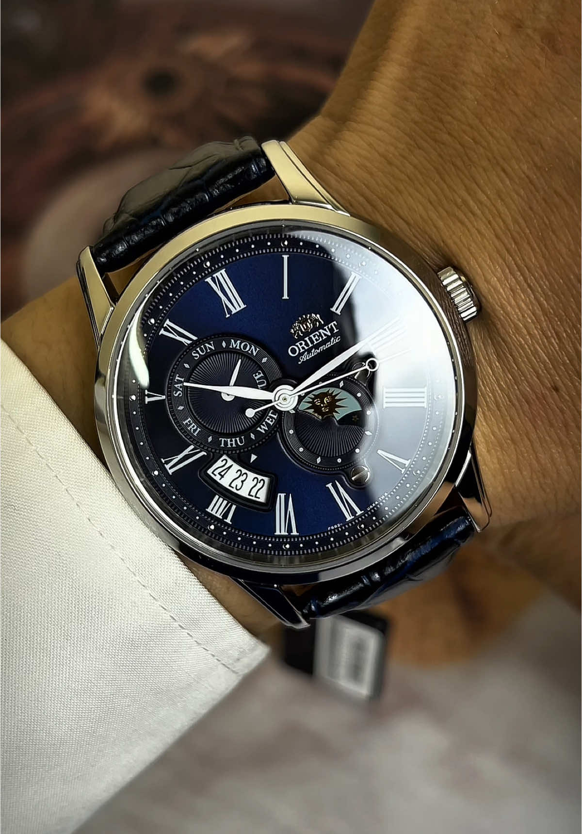 Orient Sun Moon Gen 3 - mẫu đồng đồ đẹp theo năm tháng. #orient #orientsunandmoon #donghonhat #hiepdonghochinhhang #hiepdonghochinhhang 