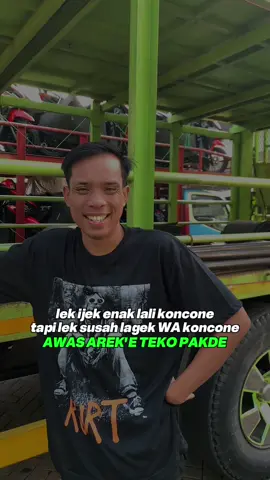 Membalas @,,,Ovii.. gak ngatasi dewe ta lek susah 🤙🤪 #awasareketekopakde #supirtruck #supirtruckindonesia #drivermuda #panturace #panturace #pantura #katakata #fypage #fyppppppppppppppppppppppp #4u 
