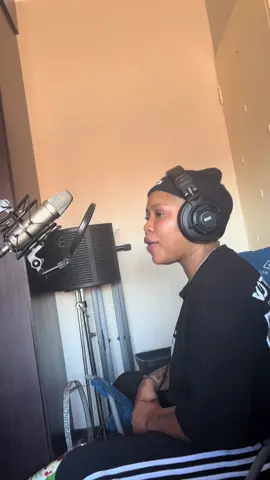 Heee Madeepana, yayizwa lento😂🔥🔥🔥🔥🔥 Kwapi Album Loading ⏳⏳⏳🕛 #samdeep #babalwam #stixx #nvcho #kwapi #trendingvideo #fyp 