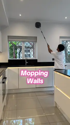 Best mop for walls 🩷 #CleanTok #cleaningmotivation #cleaningtips #cleaning #mop 
