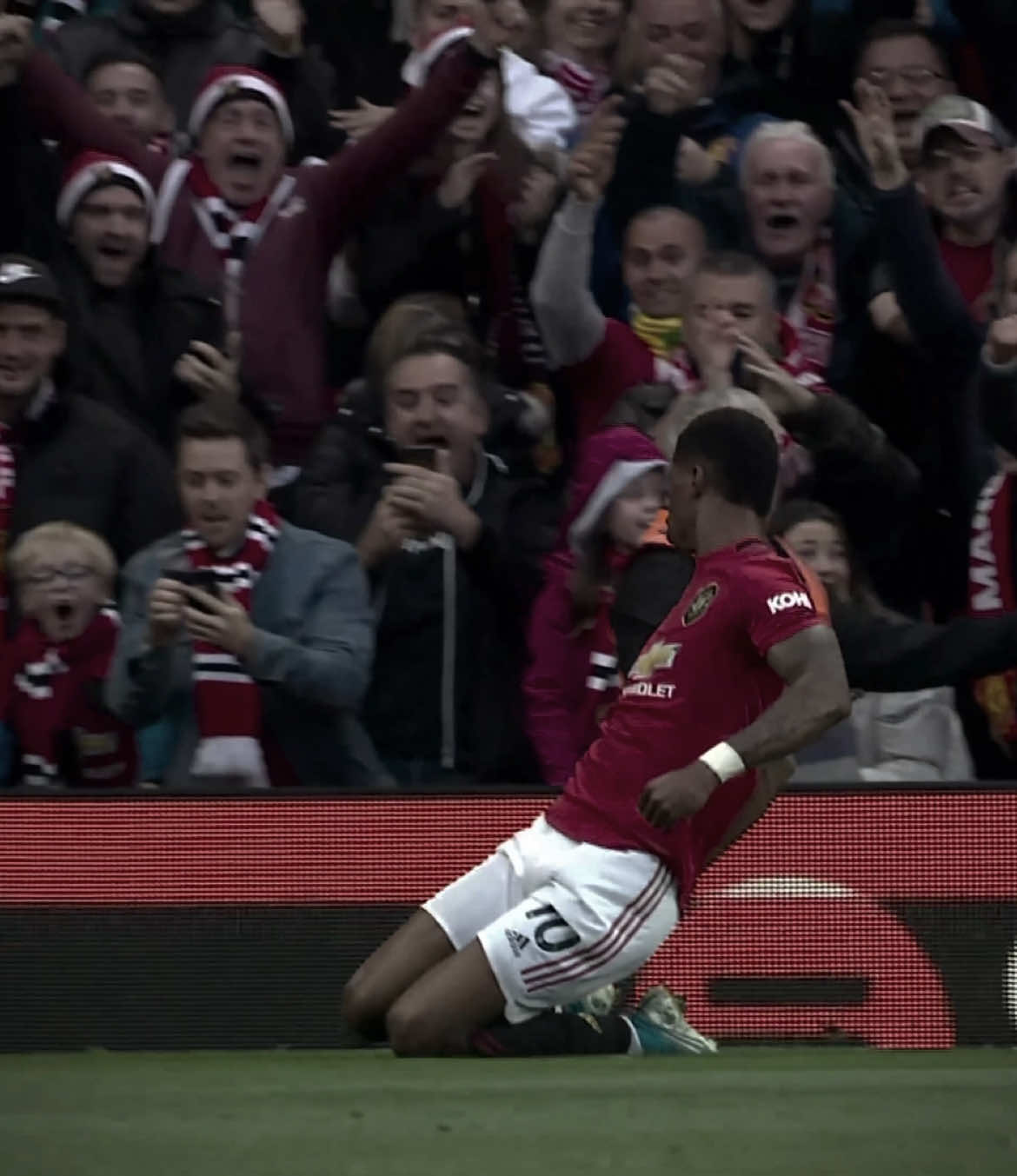 He’s up for sale and Cunhas taking the 10 take me back to lockdown Rashford man #manchesterunited #football #marcusrashford #rashford #fyp #mufc #10 #PremierLeague #viralvideos 