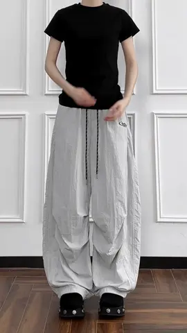 Mẫu quần gió ống rộng phong cách unisex dễ dàng phối đồ#hanieunisex#quanongrong 
