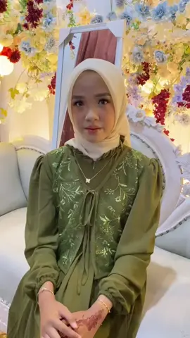 flawless makeup look bride:@amelia.najwa.azza  ---------------------------------------- #muapekanbaru #flawlessmakeup #muapekanbaru💄 #makeupartist #pekanbaru_riau #pekanbaru #rumbai 