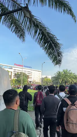 yang tadi ikut jobfair sini absen☝🏻  #masukberanda #fypシ゚ #jobfairbekasi #presidentuniversity 