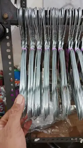hanger kawat steinles #hanger #hangerkawat #hangerbaju #hangermurah 