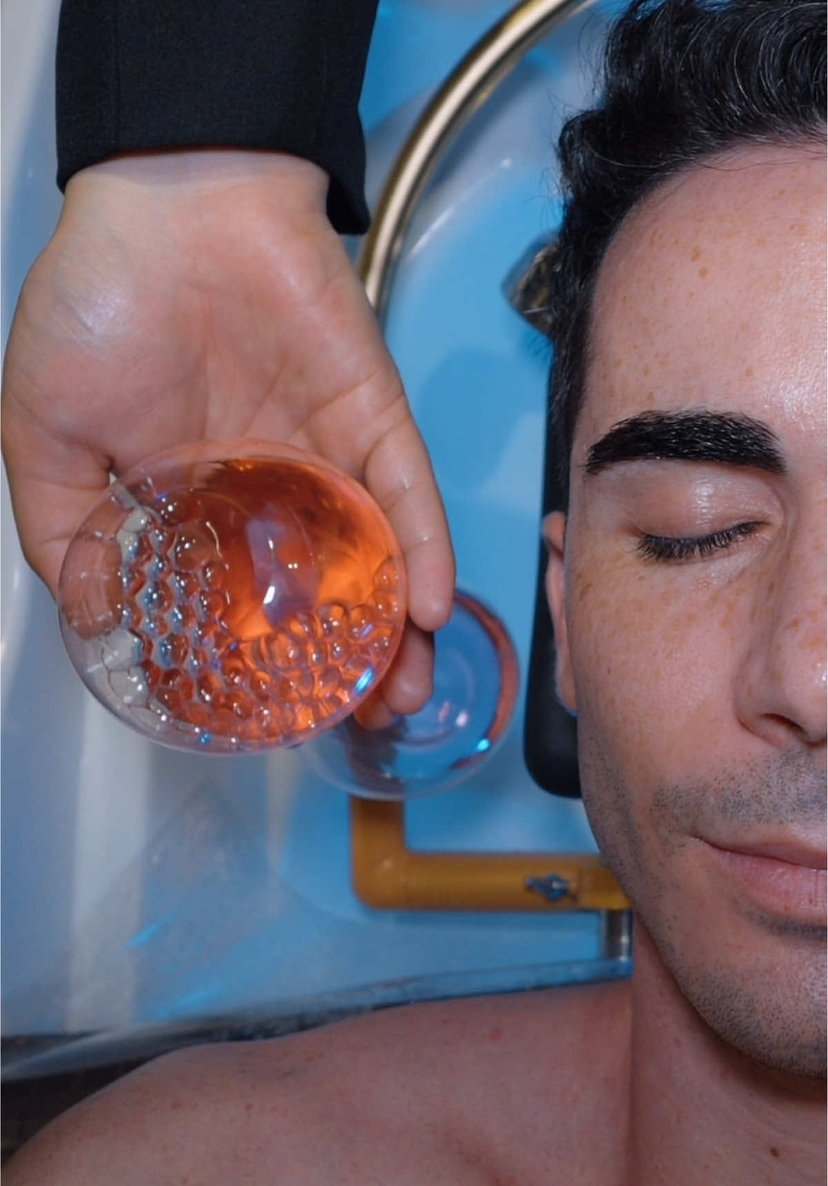 ASMR: Relaxing Sleep Salon Head Water Massage 💆🏻‍♂️  🎥Watch the full video on my YouTube channel! 📍Lek Massage Bangkok @Lekmassagebangkok in Bangkok Thailand 🇹🇭  ⭐️ Follow for more content like this! #asmr #asmrmassage #asmrsleep #asmrnotalking #headmassage #headspa #sleepsalonasmr