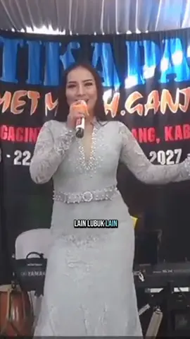 Asoyy 😁 gibrigkeun Bun..🤭🤗💃💃💃 #dangdutkoplo #Bajidor #lainkepalalainhati #cover #yayahandriani #mustikapaksiofficial #fy #fypage 