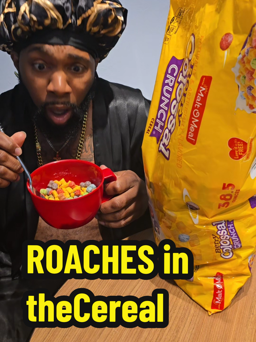 this had me💀 i cant stand no #roach #funnytok #roaches  #roachesintheceral #funny #skits #chrisdmackreacts #viral #cockroaches #blowthisup #xyzbca #viralvideo 